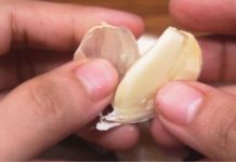 Hold Garlic in Your Mouth for 30 Minutes and Discover What This Strange But Effective Method Promotes! garlic